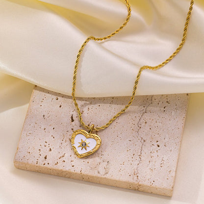 Casual Simple Style Commute Eight Awn Star Titanium Steel Polishing Plating Inlay Artificial Rhinestones 18k Gold Plated Pendant Necklace