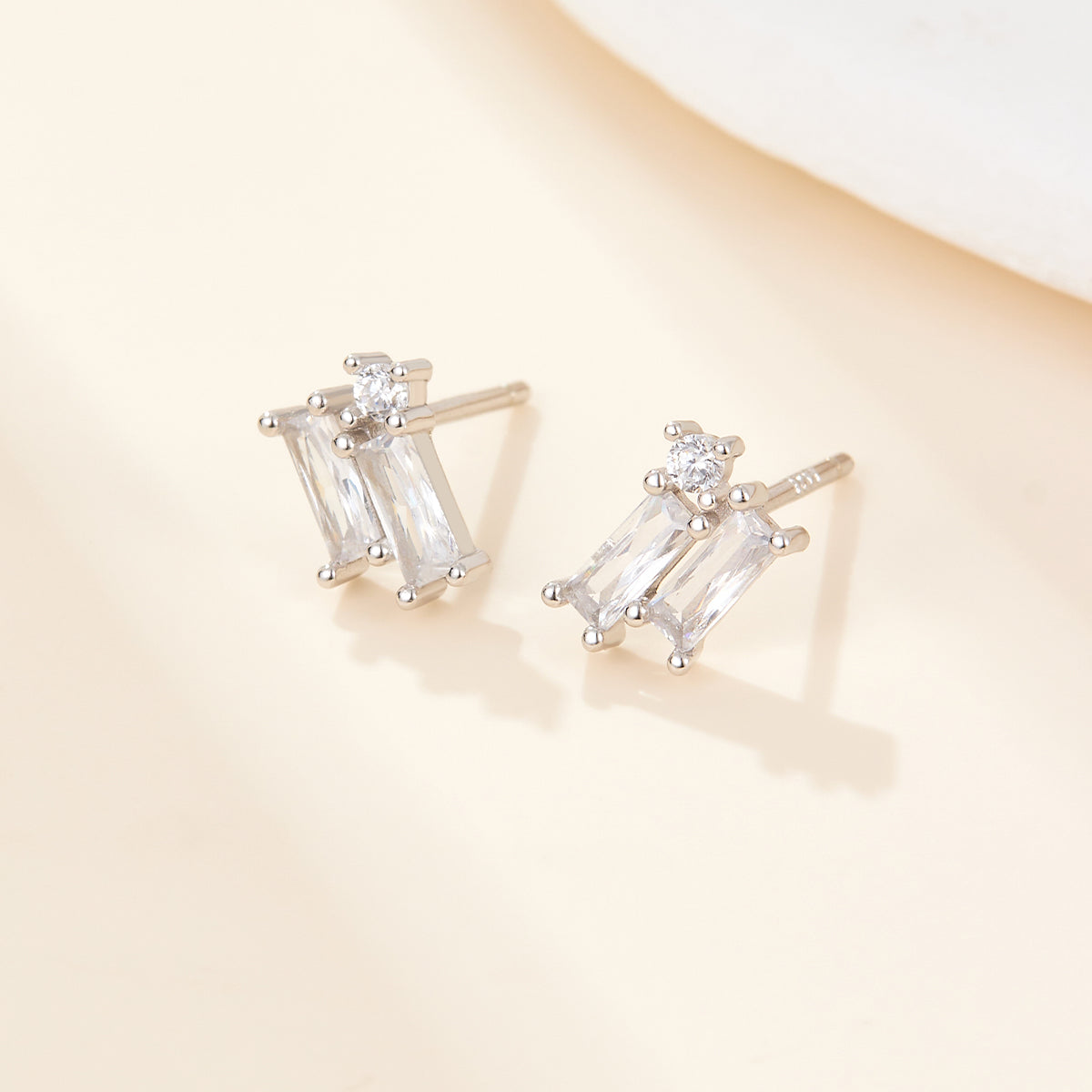 1 Pair Simple Style Geometric Rectangle Plating Inlay Sterling Silver Zircon 18k Gold Plated White Gold Plated Ear Studs