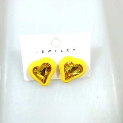 1 Pair Sweet Round Water Droplets Heart Shape Inlay Arylic Rhinestones Ear Studs