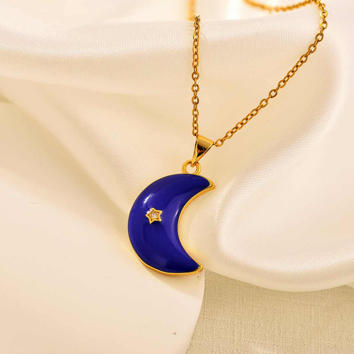 Copper IG Style Simple Style Moon Enamel Inlay Zircon Pendant Necklace