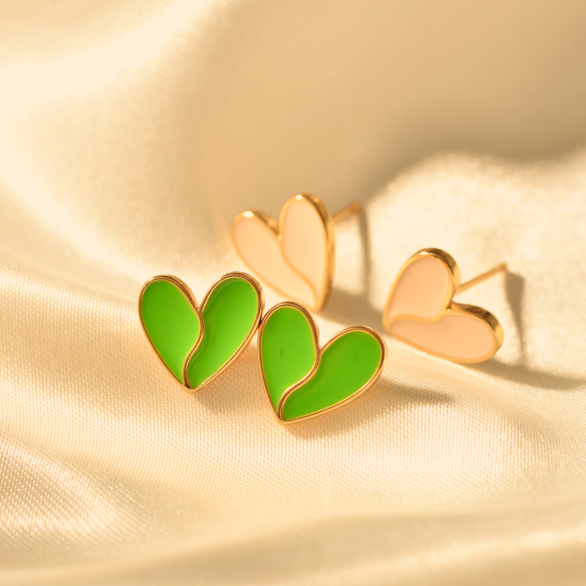 1 Pair Classic Style Heart Shape Heart Alloy Ear Studs