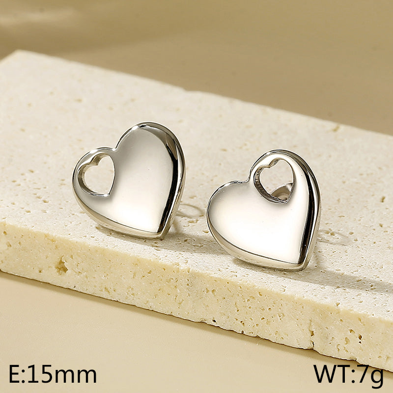 1 Pair Simple Style Heart Shape Titanium Steel Gold Plated Ear Studs