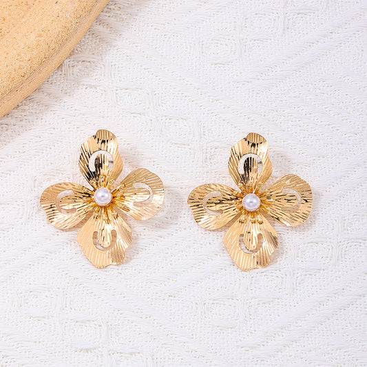 1 Pair Sweet Simple Style Flower Alloy Ear Studs