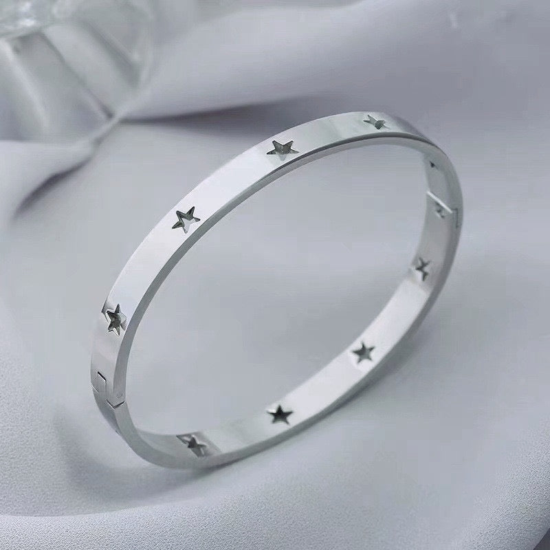 Stainless Steel Elegant Star Heart Shape Flower Plating Inlay Rhinestones Bangle