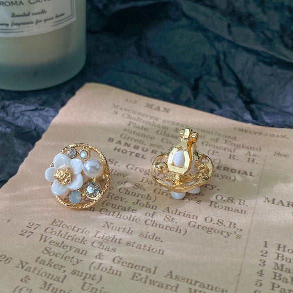 1 Pair IG Style Sweet Flower Hollow Out Inlay Alloy Rhinestones Pearl Drop Earrings Ear Cuffs Ear Studs