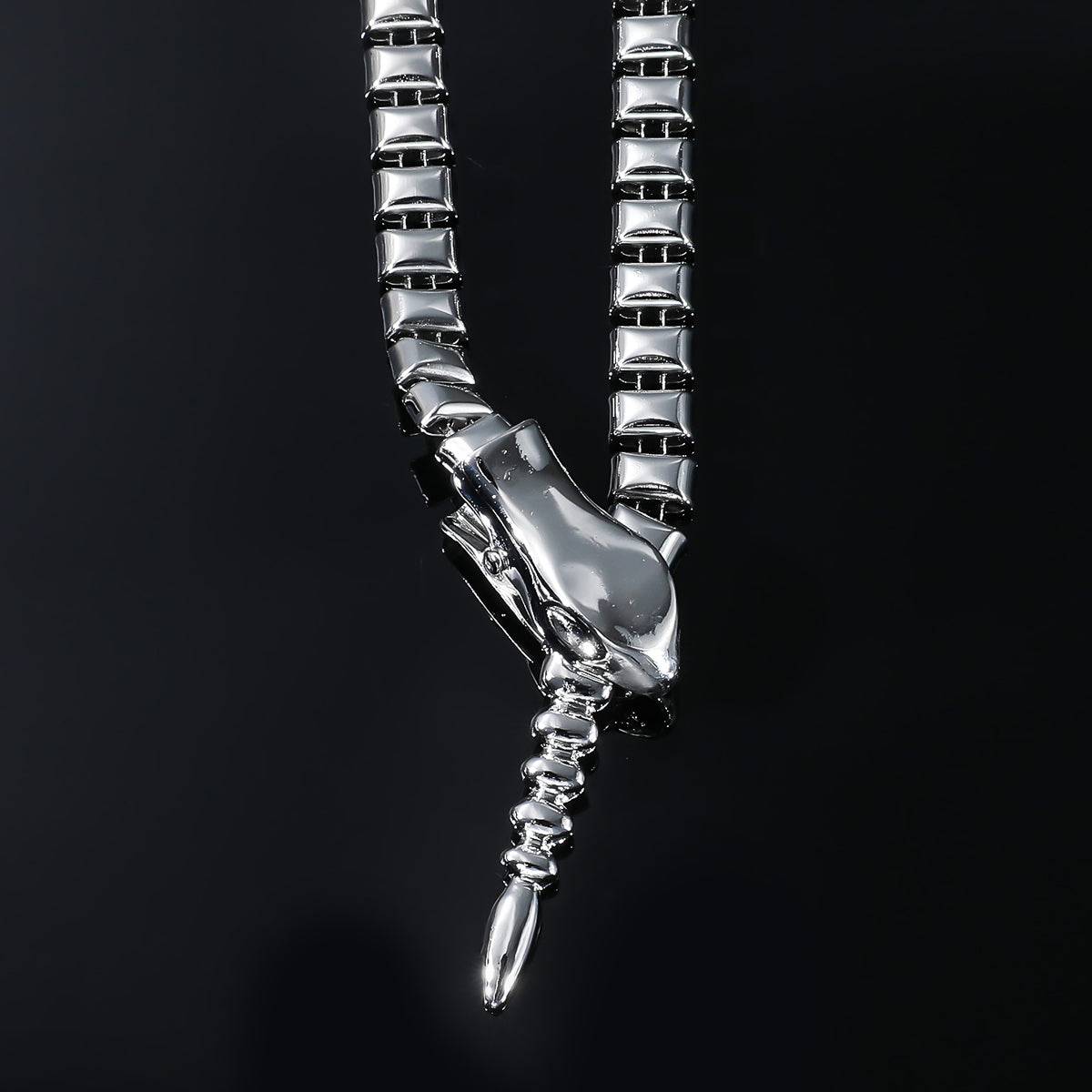 Casual Hip-Hop Snake Alloy Iron Men's Necklace