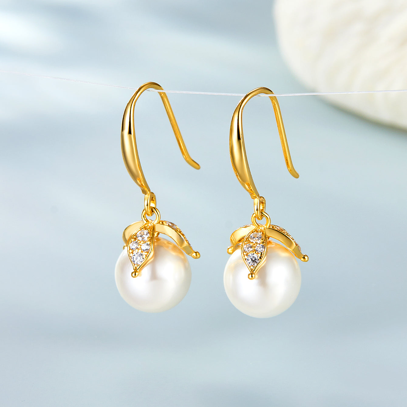 1 Pair Elegant Wedding Pastoral Round Inlay Imitation Pearl Pearl Zircon White Gold Plated Gold Plated Ear Studs Ear Hook