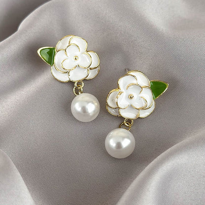 1 Pair Elegant Glam Luxurious Flower Enamel Inlay Copper Pearl Drop Earrings