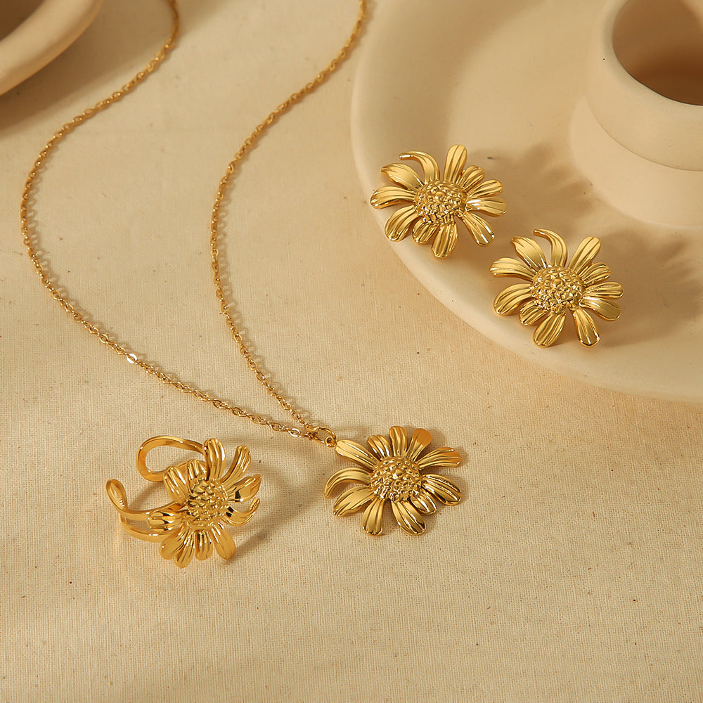 Stainless Steel 18K Gold Plated Casual Vacation Classic Style Chrysanthemum Daisy Polishing Plating Rings Necklace