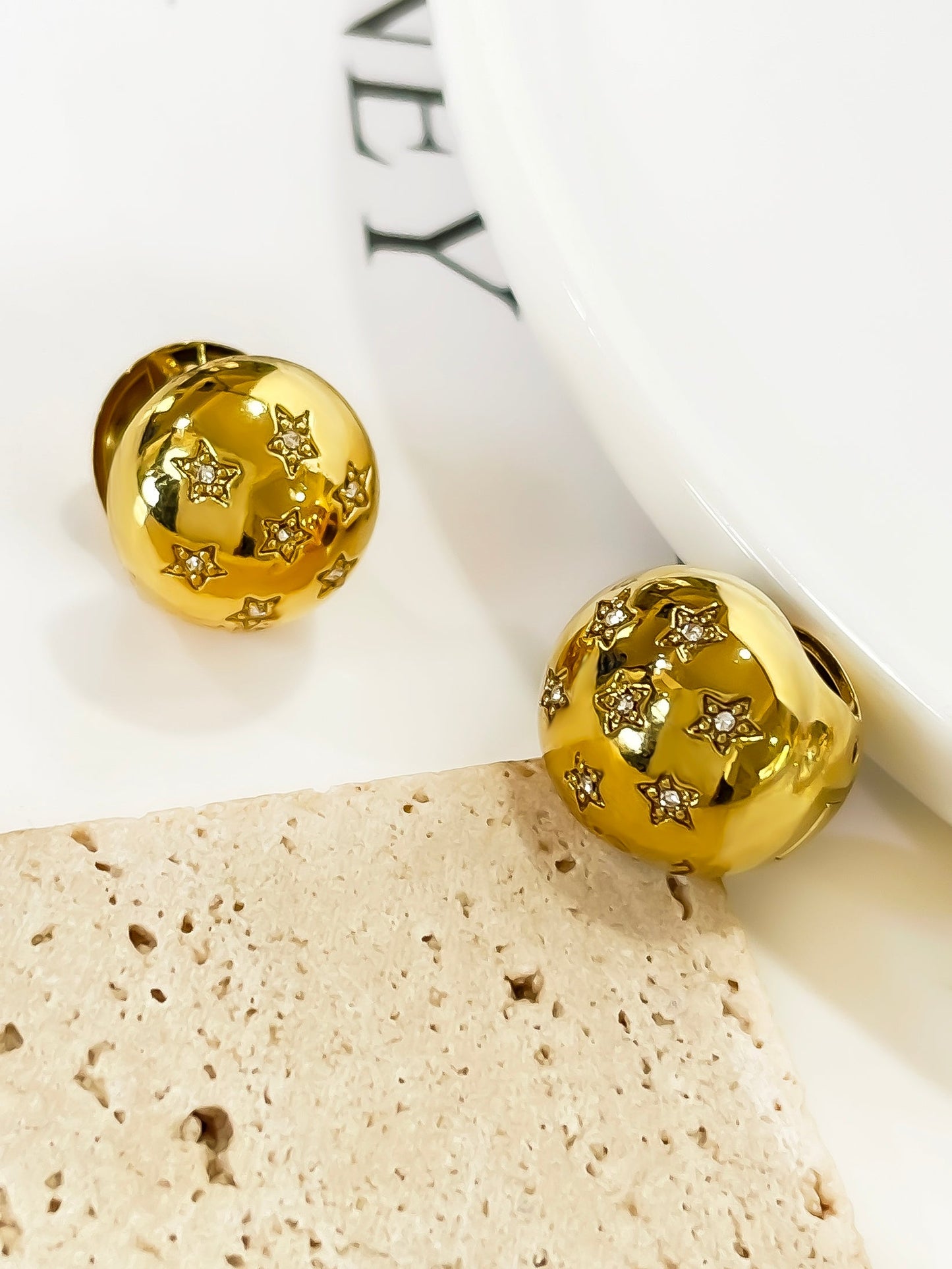 1 Pair Elegant Modern Style Sweet Star Inlay Stainless Steel Rhinestones 18K Gold Plated Earrings