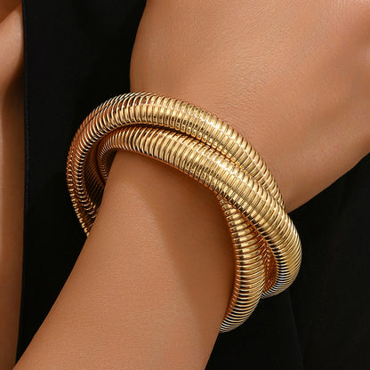 Simple Style Solid Color Zinc Alloy Wholesale Bangle