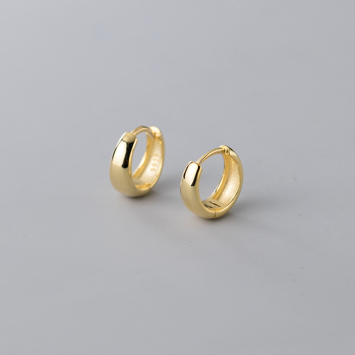 1 Pair Modern Style Solid Color Solid Color Plating Copper Gold Plated Ear Studs