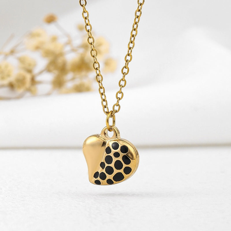 304 Stainless Steel 18K Gold Plated Simple Style Classic Style Plating Inlay Heart Shape Zircon Pendant Necklace