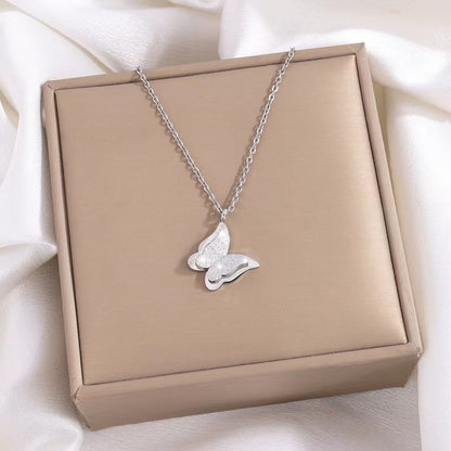 304 Stainless Steel Simple Style Classic Style Butterfly Pendant Necklace