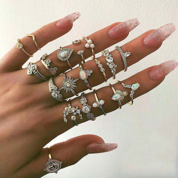 Retro Diamond-studded Turquoise Geometric Ring Set