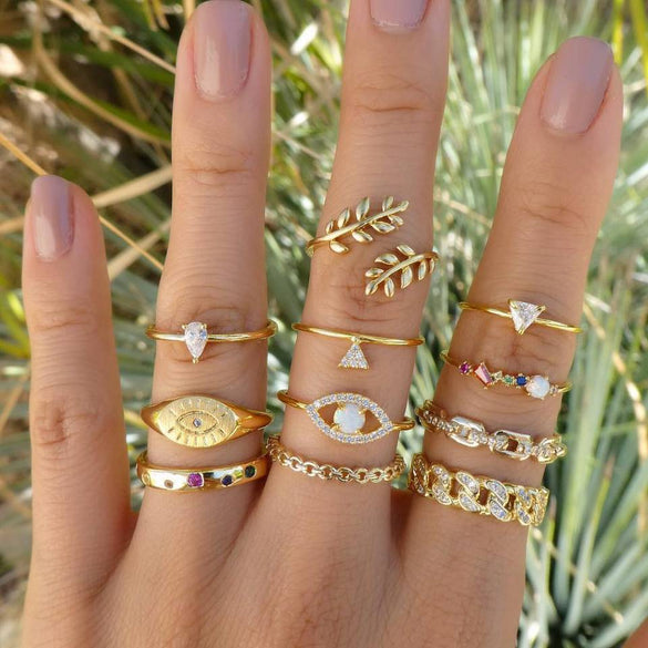 Retro Diamond-studded Turquoise Geometric Ring Set