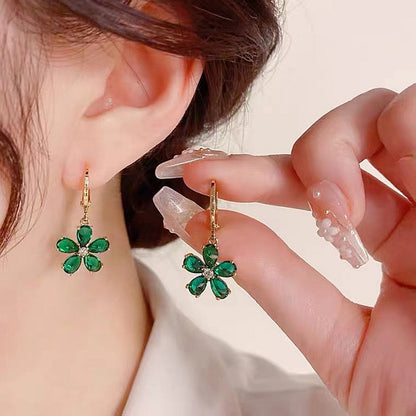 Simple Style Geometric Heart Shape Flower Alloy Inlay Rhinestones Women's Earrings 1 Pair