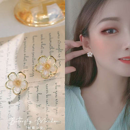 Fashion Geometric Flower Alloy Inlaid Pearls Women's Earrings 1 Pair