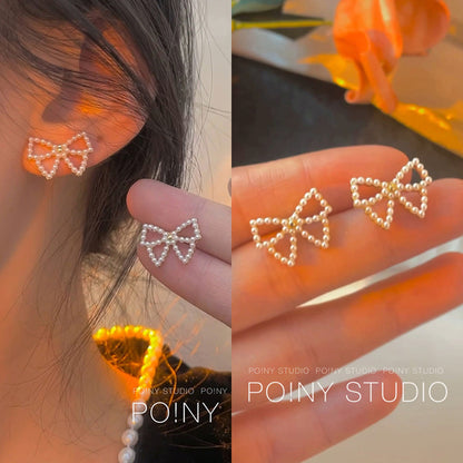 Fashion Geometric Flower Alloy Inlaid Pearls Women's Earrings 1 Pair