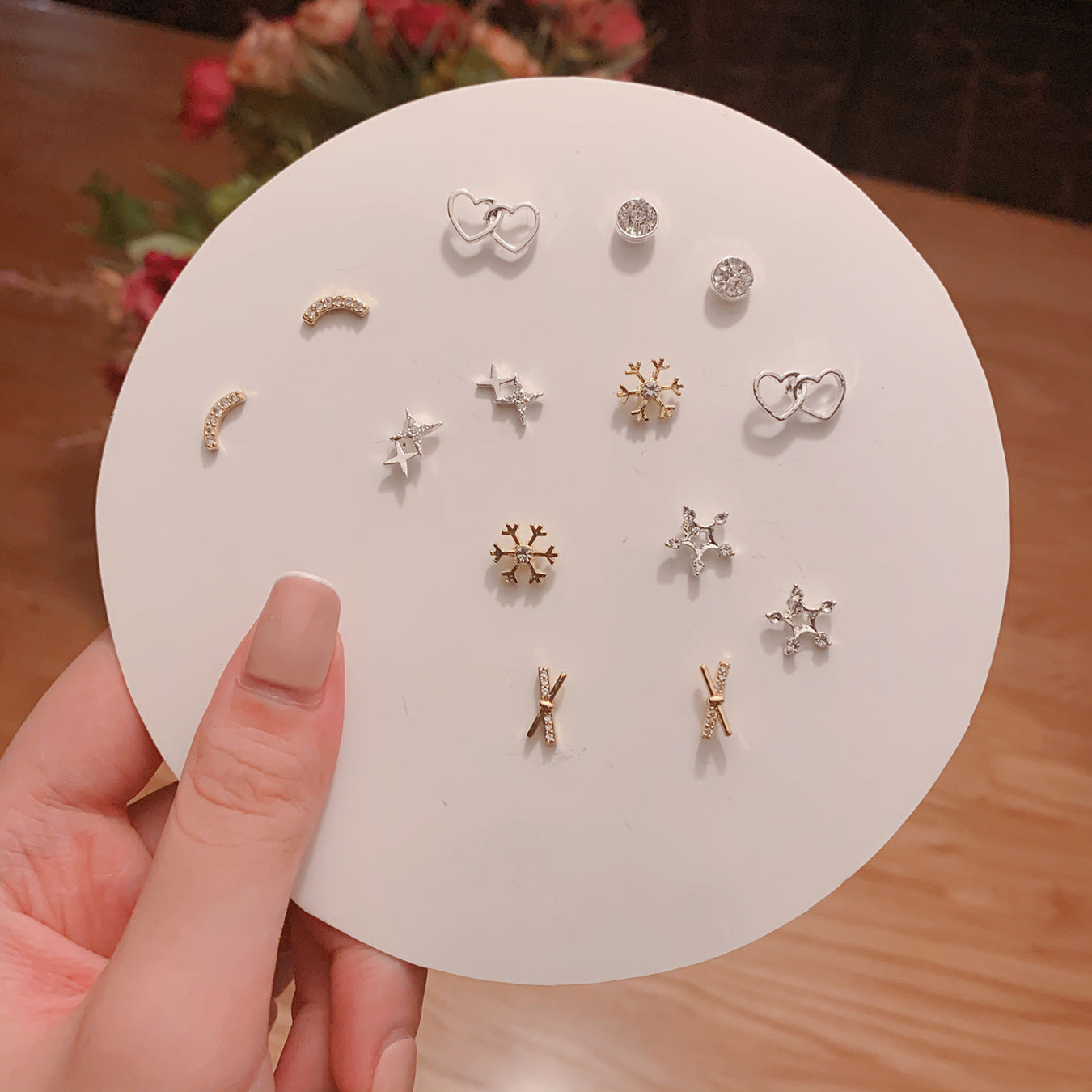 1 Set Japanese Style Sweet Streetwear Flower Enamel Alloy Ear Studs