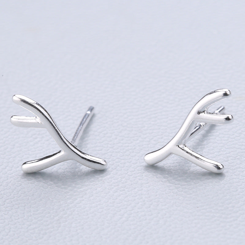 1 Pair Cute Sweet Triangle Bow Knot Snowflake Plating Sterling Silver Ear Studs