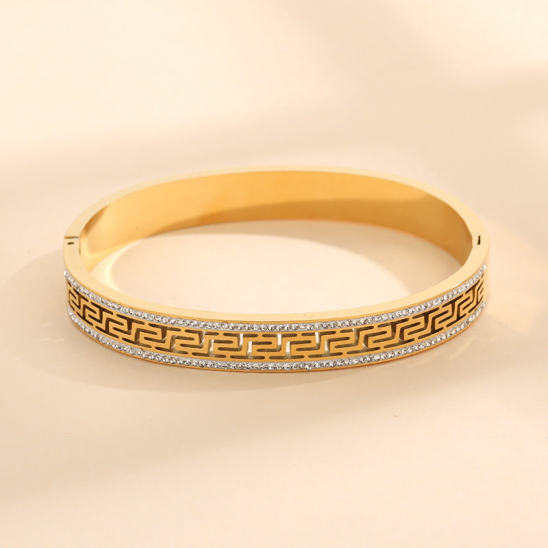 Classic Style Solid Color Stainless Steel Titanium Steel Plating Inlay Shell Zircon 18k Gold Plated Bangle