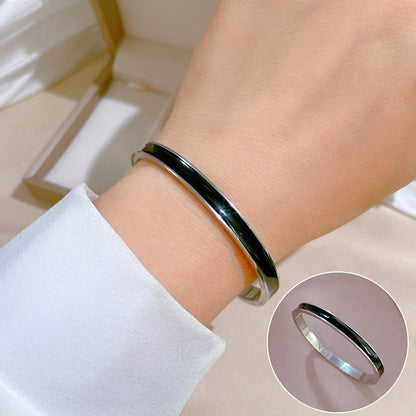 Simple Style Round Devil's Eye Titanium Steel Plating Inlay Zircon Bangle