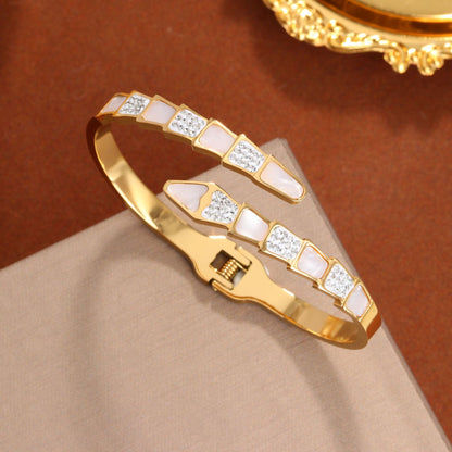 Elegant Simple Style Geometric Titanium Steel Plating Inlay Rhinestones Shell 18k Gold Plated Bangle