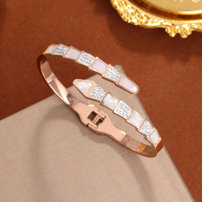 Elegant Simple Style Geometric Titanium Steel Plating Inlay Rhinestones Shell 18k Gold Plated Bangle