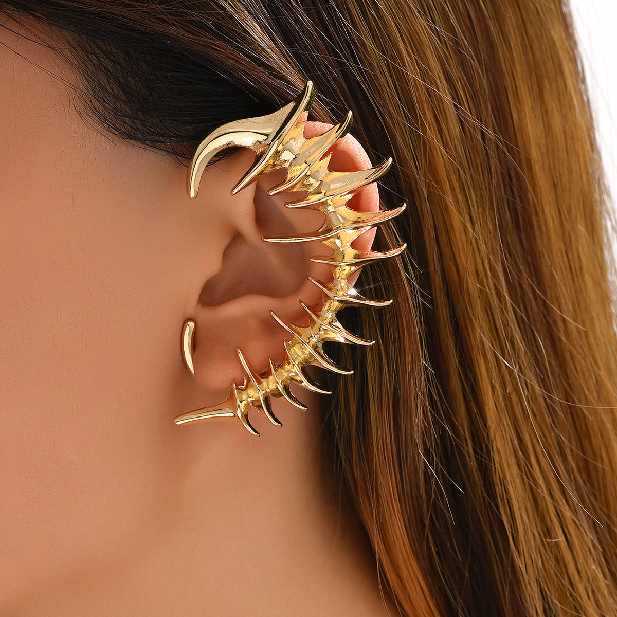 1 Piece Exaggerated Simple Style Solid Color Alloy Zinc Ear Cuffs