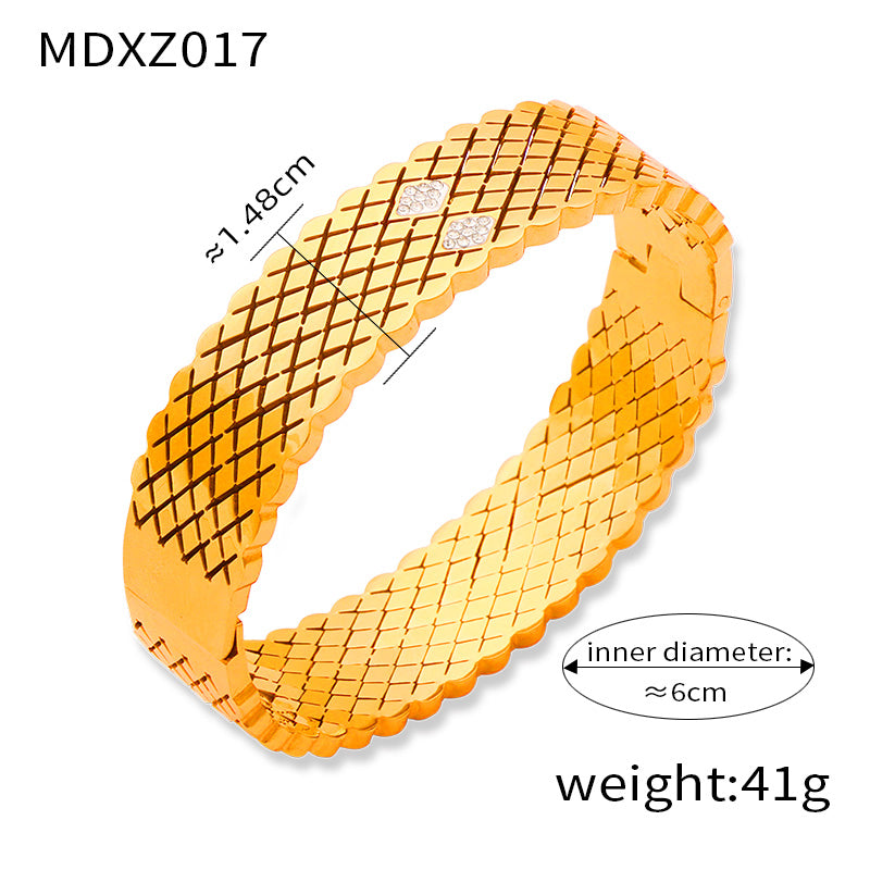 Titanium Steel 18K Gold Plated Casual Elegant Simple Style Hollow Out Inlay Solid Color Rhinestones Bangle