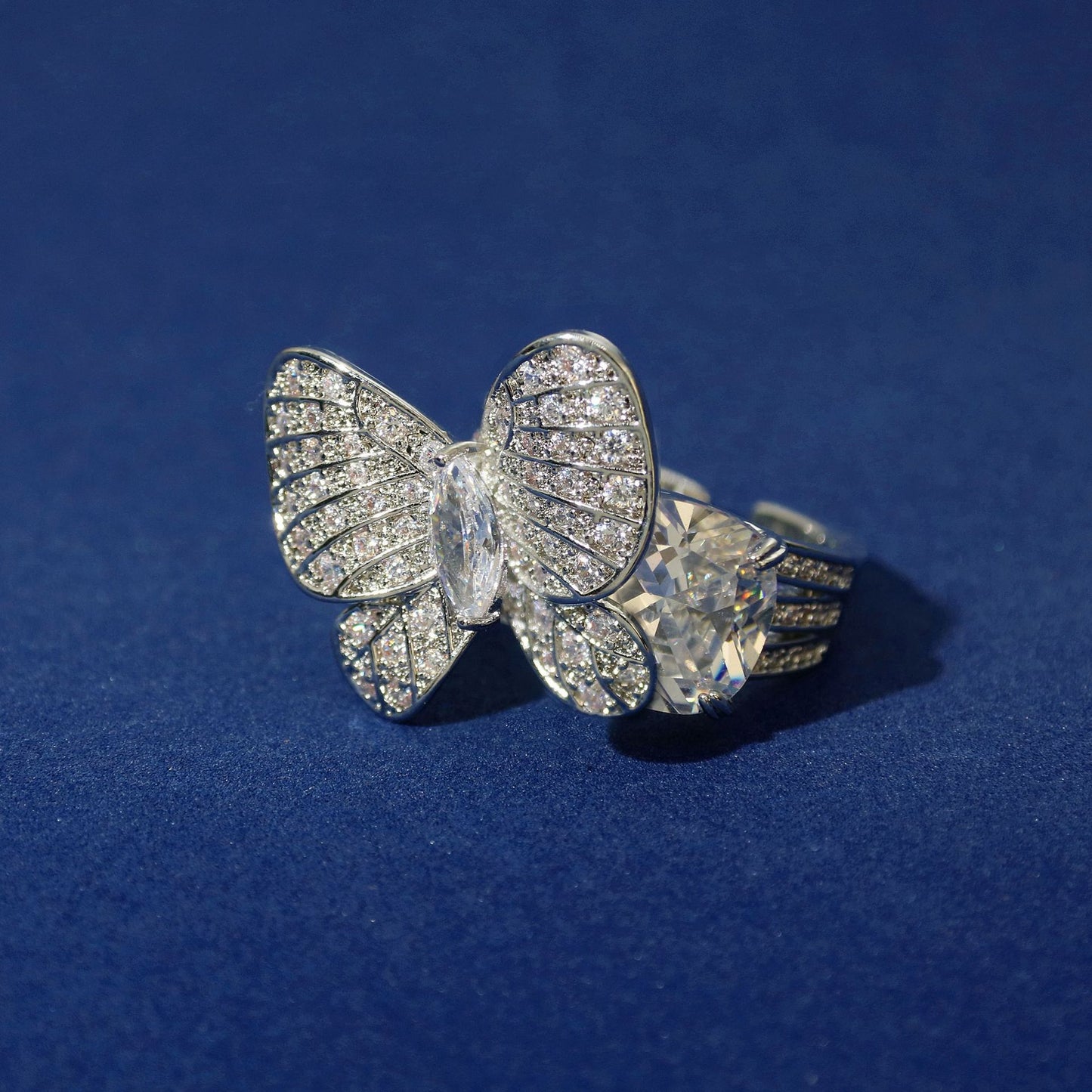 Wholesale Elegant Classical Butterfly Copper Inlay Zircon Rings