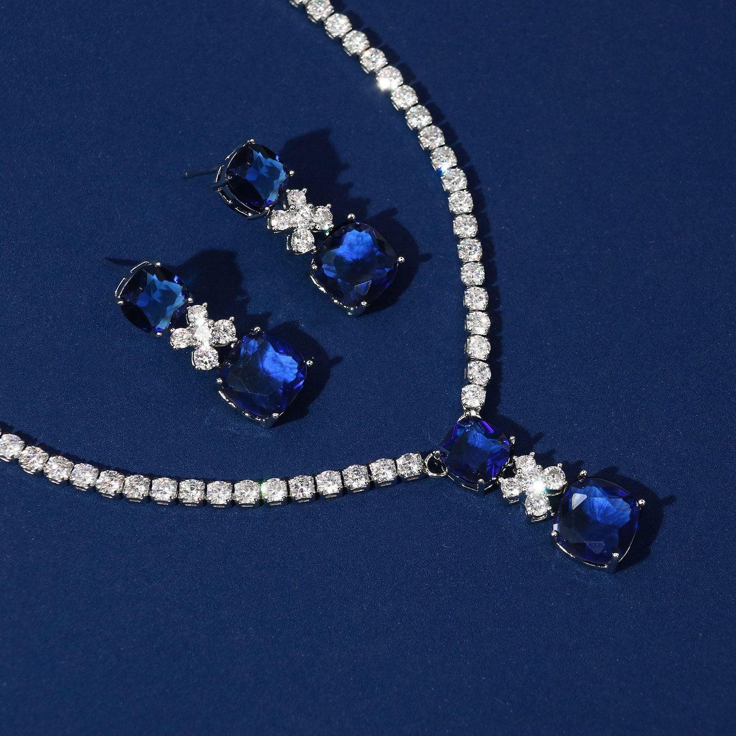 Copper Elegant Classical Solid Color Inlay Zircon Jewelry Set