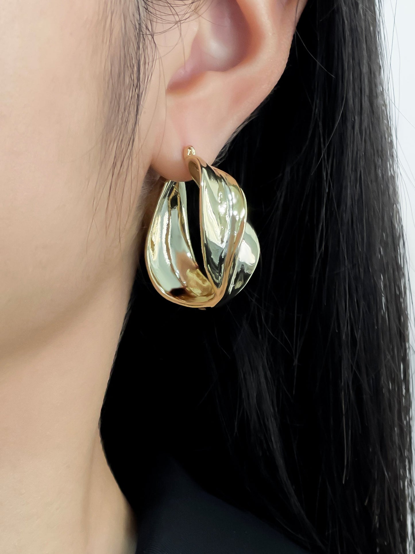 1 Pair Exaggerated Luxurious Solid Color Plating Copper 14K Gold Plated Earrings