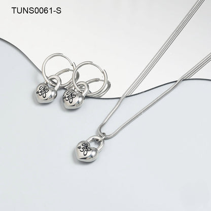 Wholesale Casual Simple Style Classic Style Heart Shape Stainless Steel Plating 18k Gold Plated Bracelets Necklace