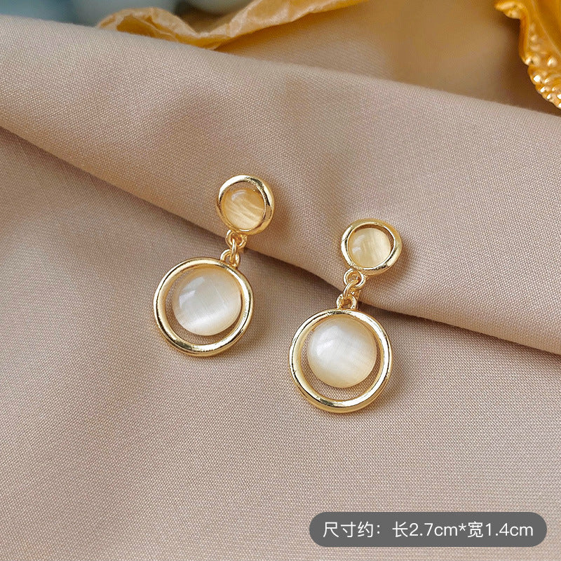 Retro Round Plaid Heart Shape Alloy Inlay Artificial Pearls Rhinestones Women's Ear Clips 1 Pair