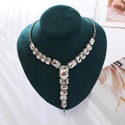 Elegant Shiny Square Alloy Inlay Rhinestones Glass Drill Women's Necklace