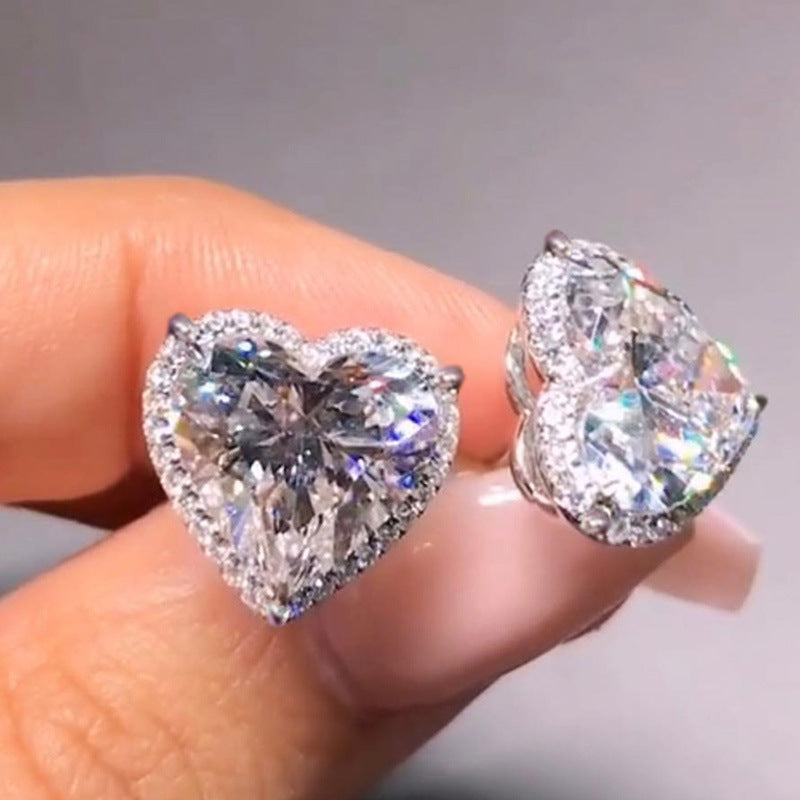 1 Pair IG Style Shiny Heart Shape Inlay Copper Zircon Ear Studs