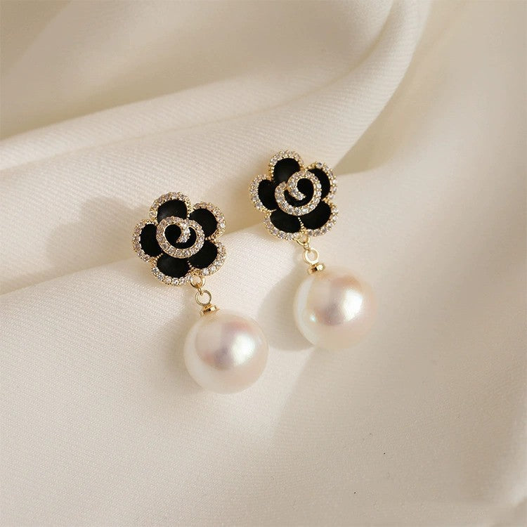 1 Pair Modern Style Simple Style Heart Shape Flower Bow Knot Inlay Alloy Rhinestones Drop Earrings Ear Studs