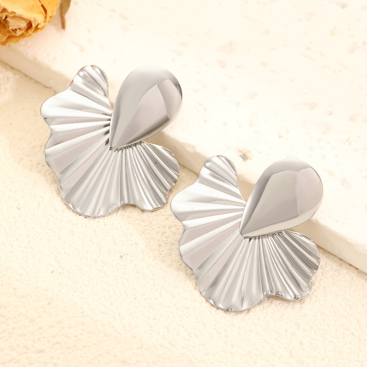 1 Pair Nordic Style Simple Style Water Droplets Flower Alloy Ear Studs