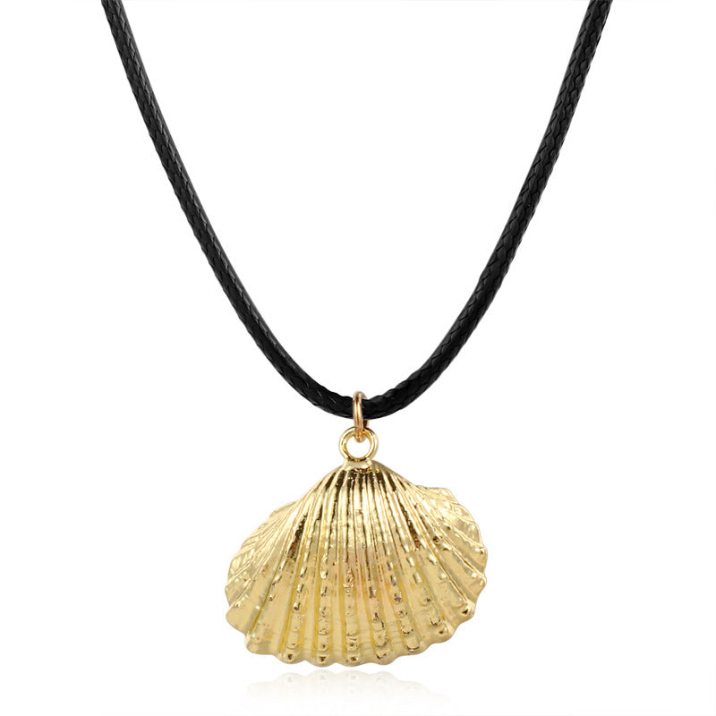 Vacation Modern Style Classic Style Geometric Shell Plating Women's Pendant Necklace