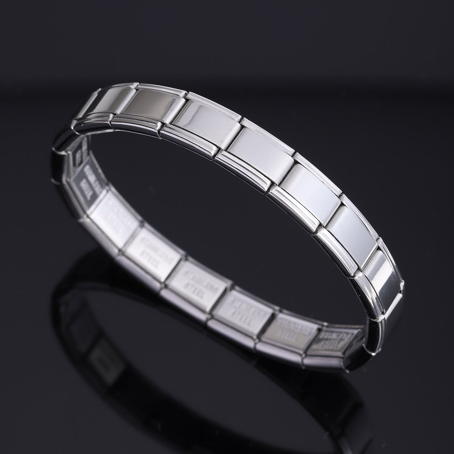 Basic Modern Style Classic Style Geometric 304 Stainless Steel Plating Women'S Bracelets