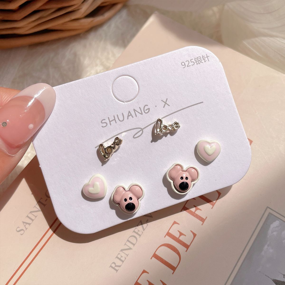 1 Set Cartoon Style Star Cat Fish Spray Paint Alloy Ear Studs