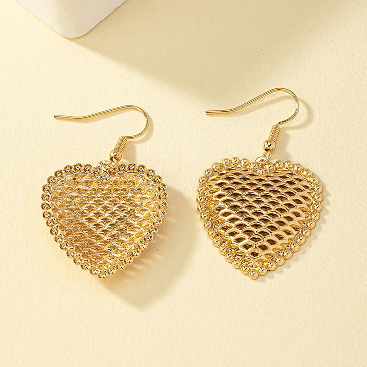 2 Pieces Elegant Sweet Heart Shape Plating Inlay Alloy Ferroalloy 14k Gold Plated Drop Earrings