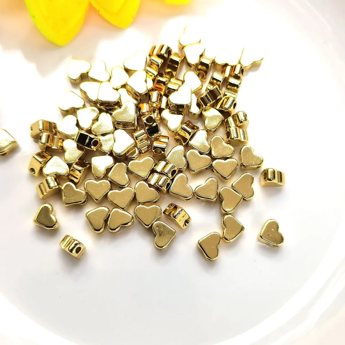 20 PCS/Package Diameter 5mm Diameter 6 Mm Diameter 7 Mm Copper 14K Gold Plated Cross Star Flower Beads