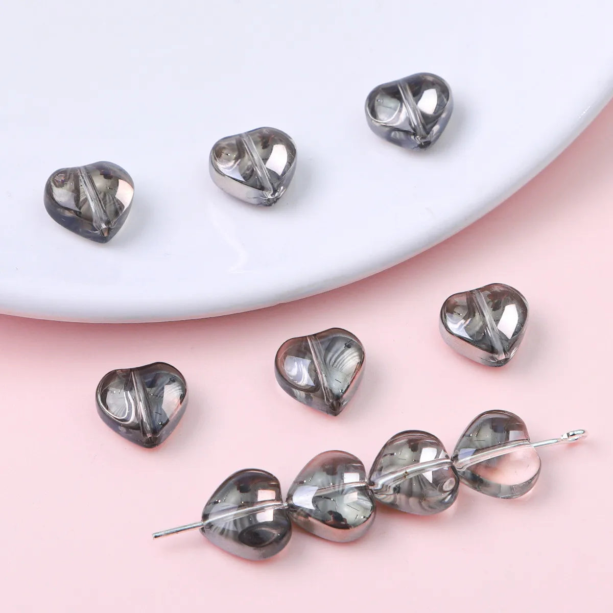 20 Pieces Glass Heart Shape Beads