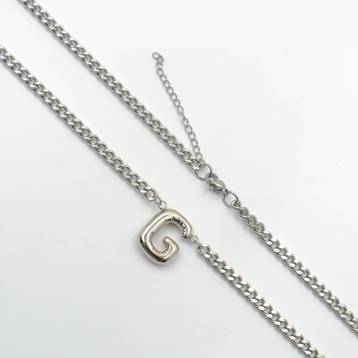 201 Stainless Steel 304 Stainless Steel 18K Gold Plated Simple Style Letter Pendant Necklace