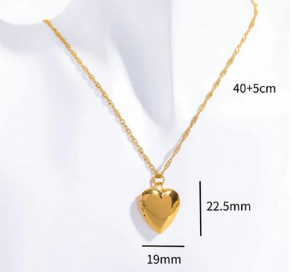 Wholesale Jewelry Modern Style Classic Style Heart Shape 201 Stainless Steel Gold Plated Pendant Necklace