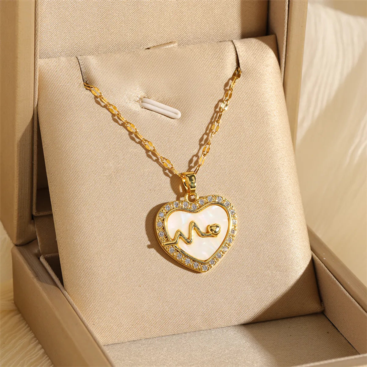 201 Stainless Steel Brass 18K Gold Plated Hollow Out Inlay Cross Heart Shape Life Tree Zircon Pendant Necklace