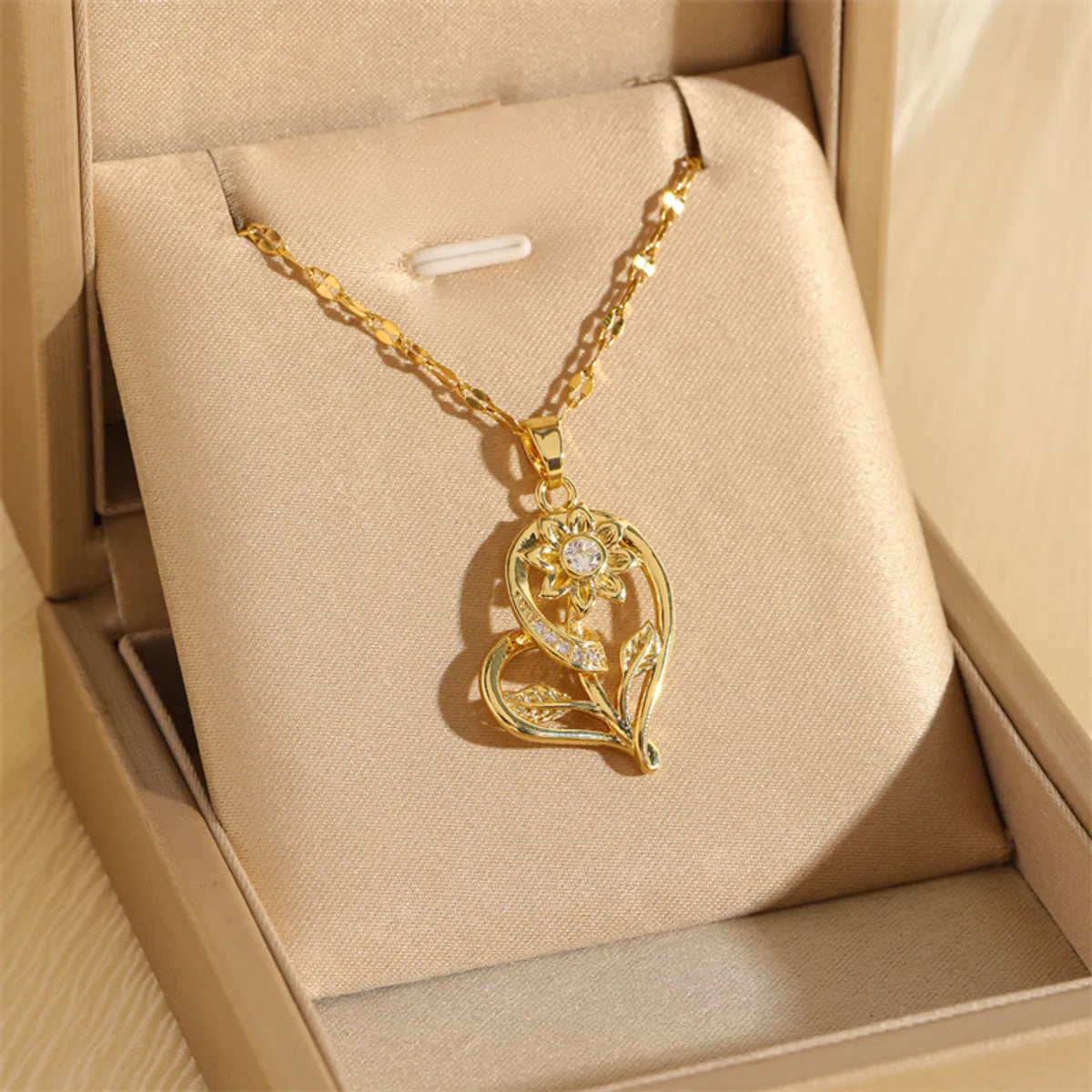 201 Stainless Steel Brass 18K Gold Plated Hollow Out Inlay Cross Heart Shape Life Tree Zircon Pendant Necklace